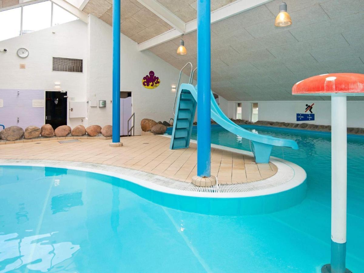 6 Person Holiday Home On A Holiday Park In Hemmet Exterior photo