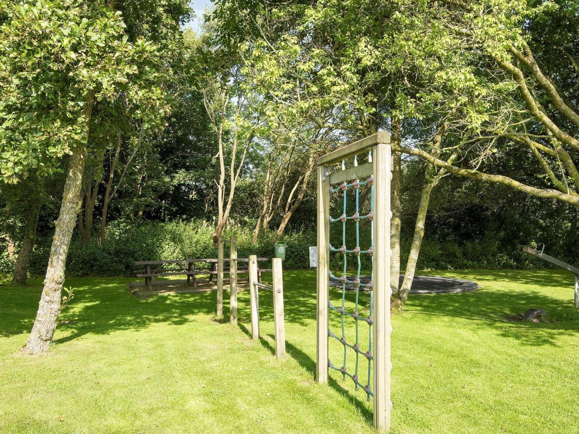 6 Person Holiday Home On A Holiday Park In Hemmet Exterior photo